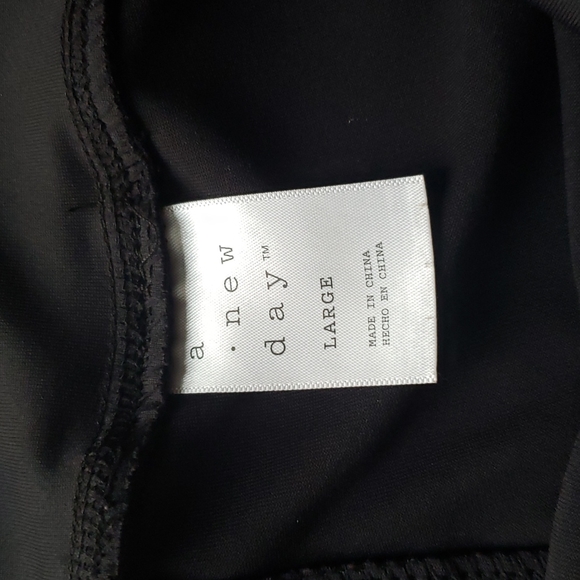 A New Day leggings - Picture 3 of 4